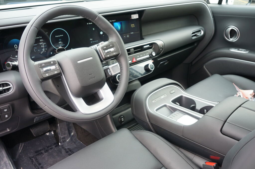 Used 2026 Hyundai Palisade Calligraphy image 7