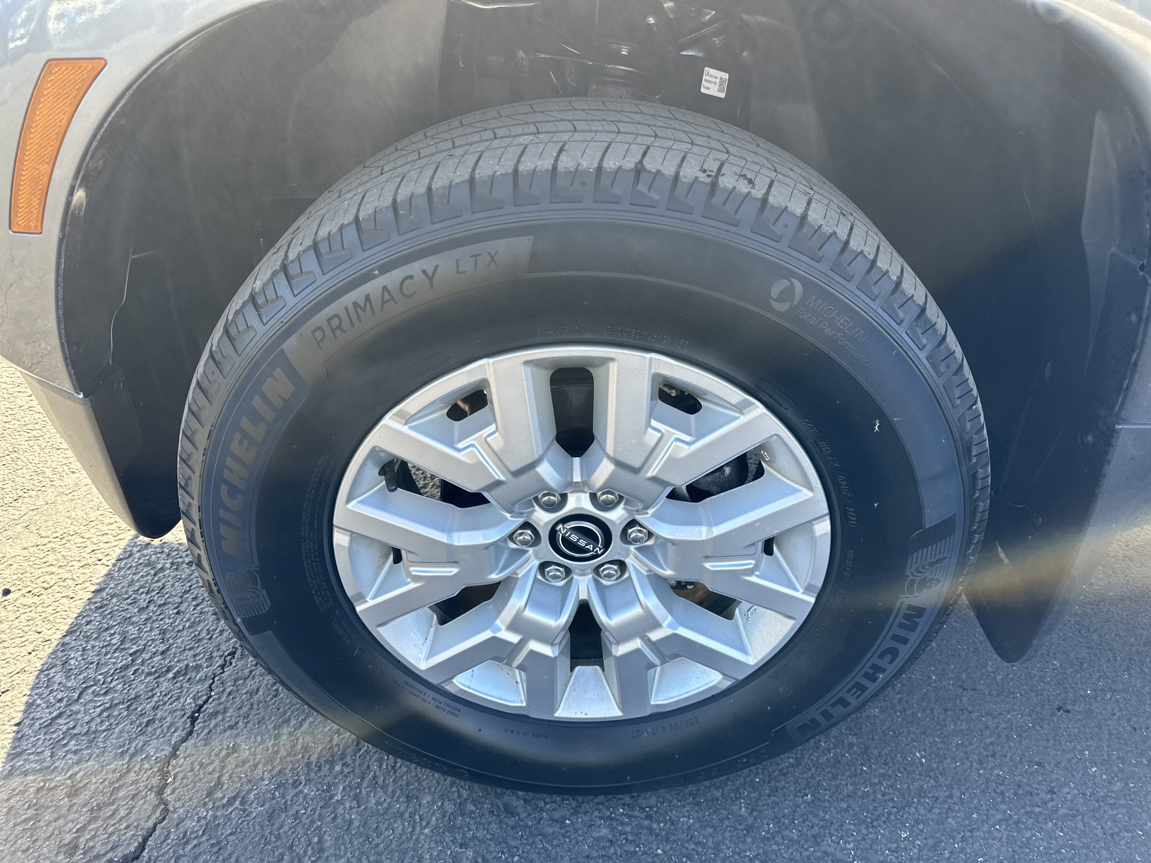 Used 2022 Nissan Frontier SV image 10