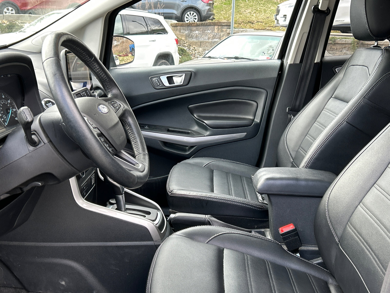 Certified 2022 Ford EcoSport Titanium image 4