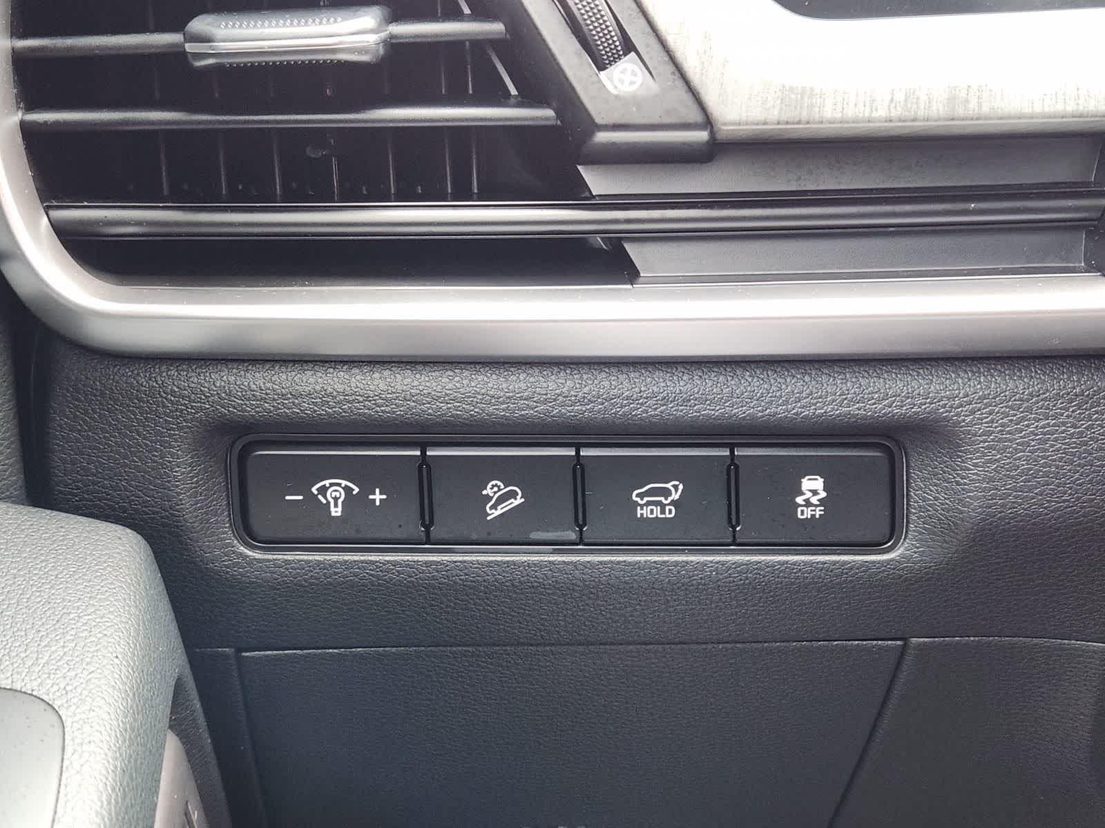 Certified 2025 Kia Telluride EX w/ EX Captain's Chair Package AWD/4WD image 20