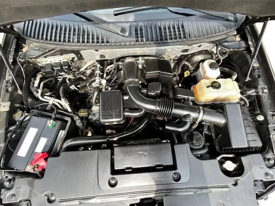 Used 2013 Ford Expedition EL Limited RWD image 28