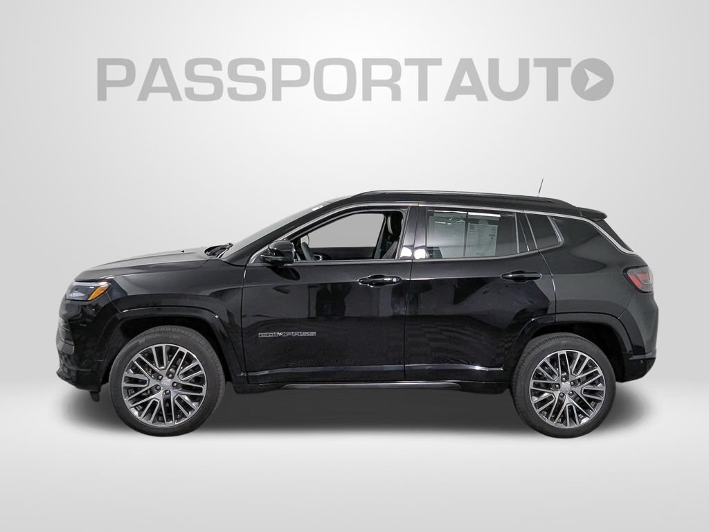 Used 2023 Jeep Compass Limited w/ Elite Group AWD/4WD image 2