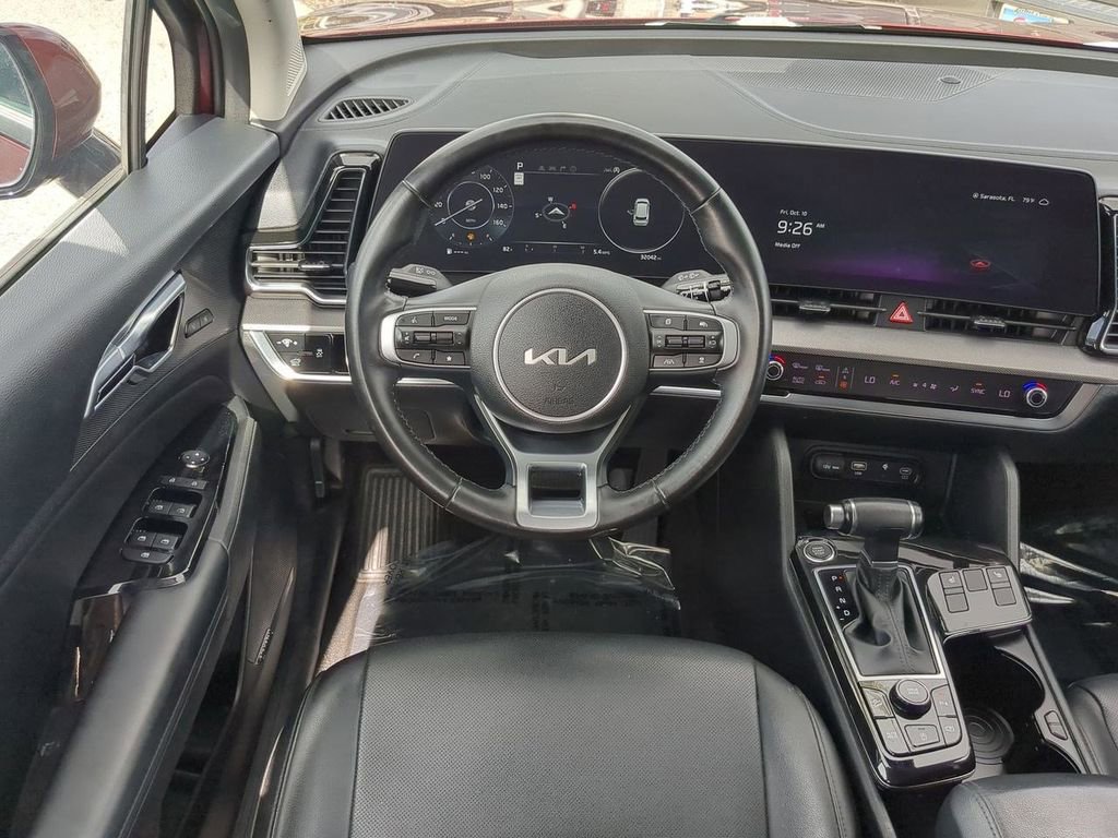 Used 2023 Kia Sportage SX image 16