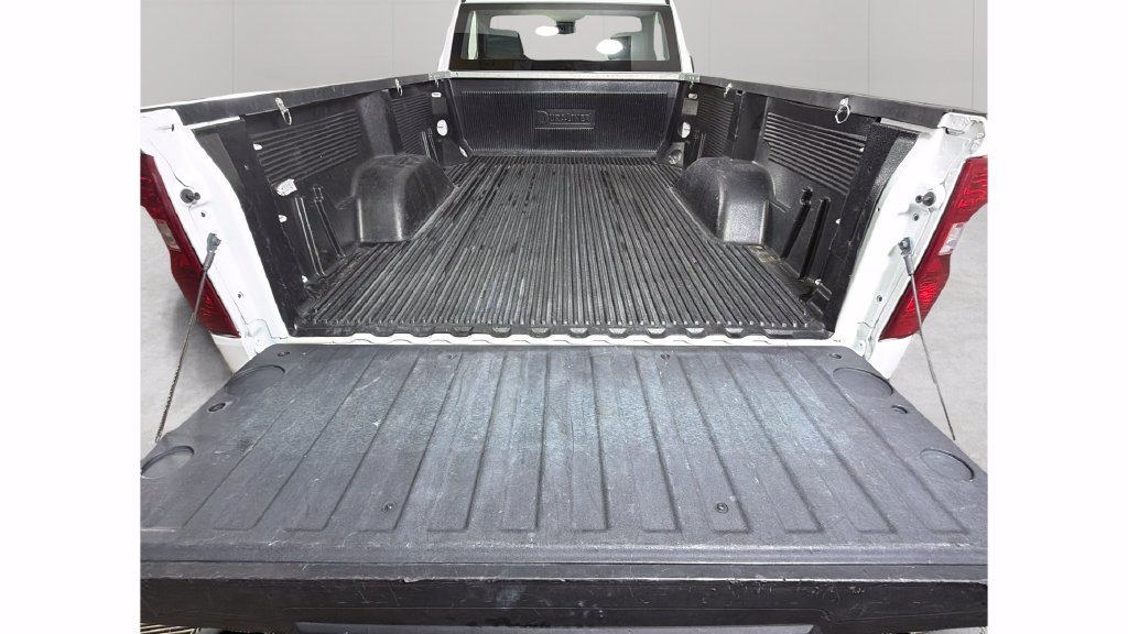 Certified 2025 Chevrolet Silverado 1500 W/T RWD image 26