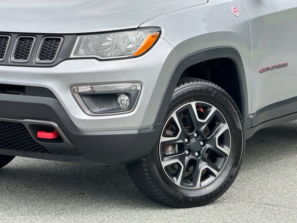 Used 2019 Jeep Compass Trailhawk AWD/4WD image 36