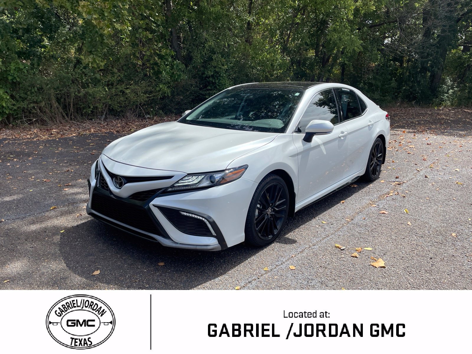 Used 2024 Toyota Camry XSE FWD image 1