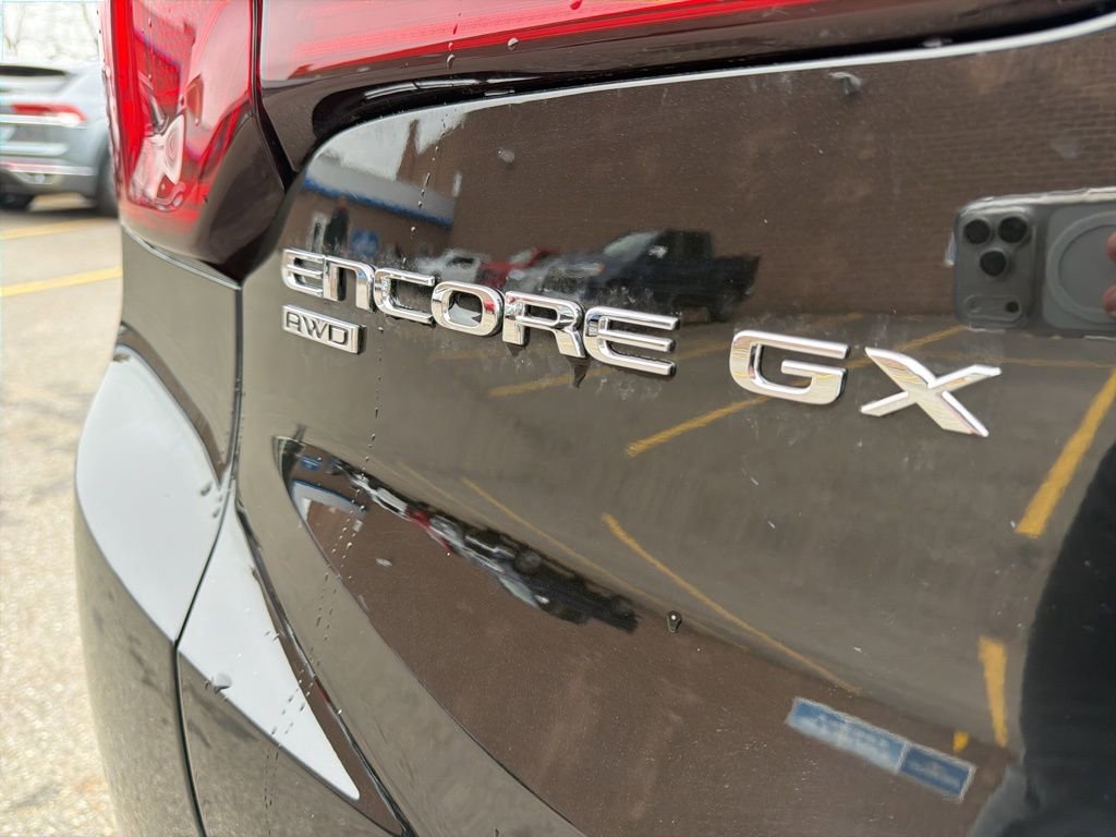 Used 2024 Buick Encore GX Sport Touring w/ Advanced Technology Package image 9