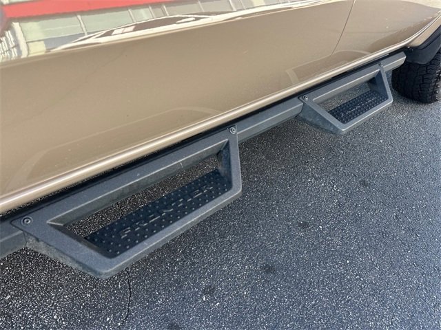 Used 2023 Nissan Frontier PRO-4X w/ Pro-4X Premium Package image 9