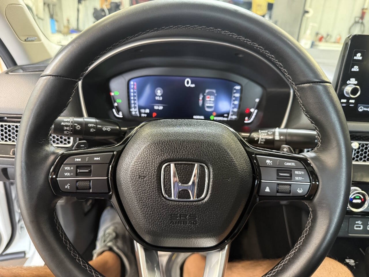 Used 2023 Honda Civic Touring image 35
