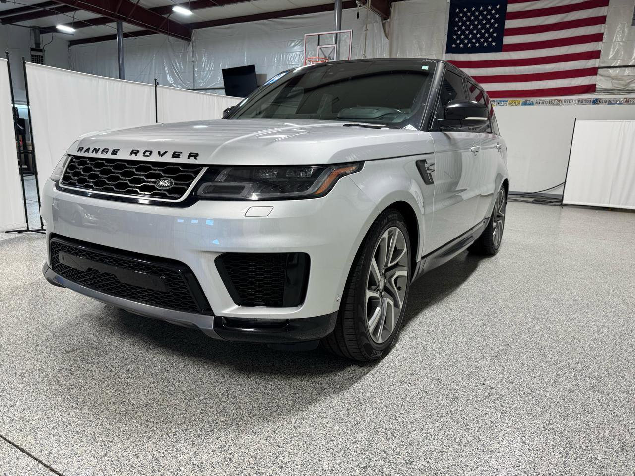 Used 2019 Land Rover Range Rover Sport HSE AWD/4WD image 4