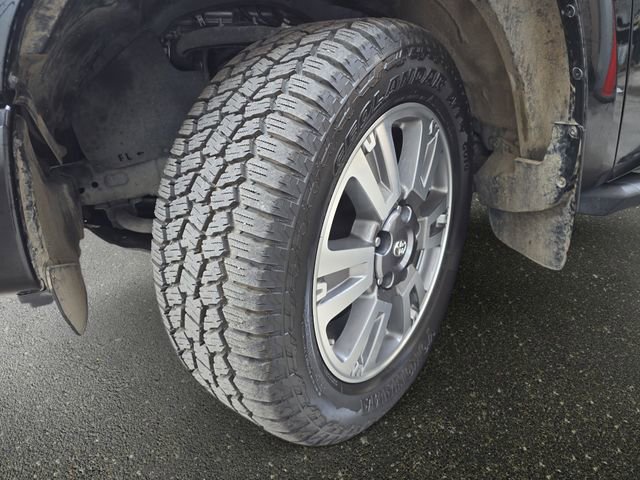 Used 2018 Toyota Tundra Platinum image 34