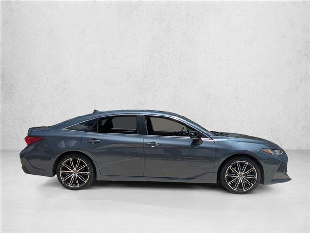 Used 2020 Toyota Avalon Touring w/ Advanced Safety Package FWD image 4