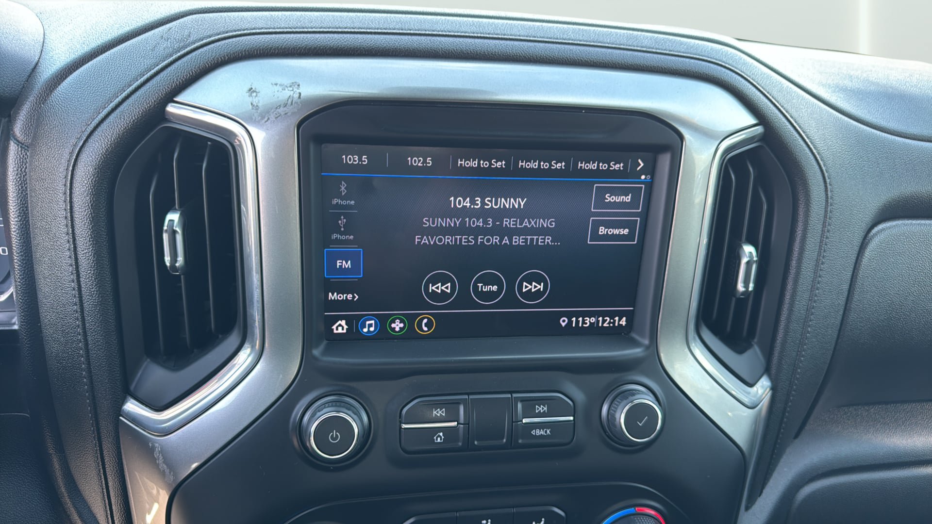 Used 2019 Chevrolet Silverado 1500 LT w/ Convenience Package AWD/4WD image 25