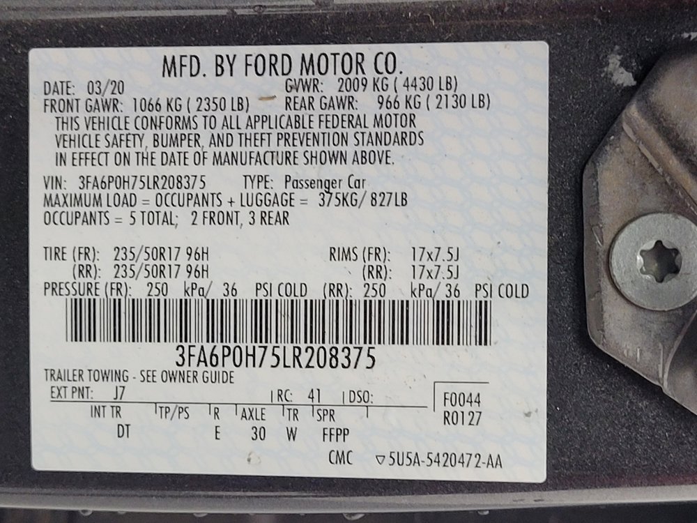 Used 2020 Ford Fusion SE FWD image 33