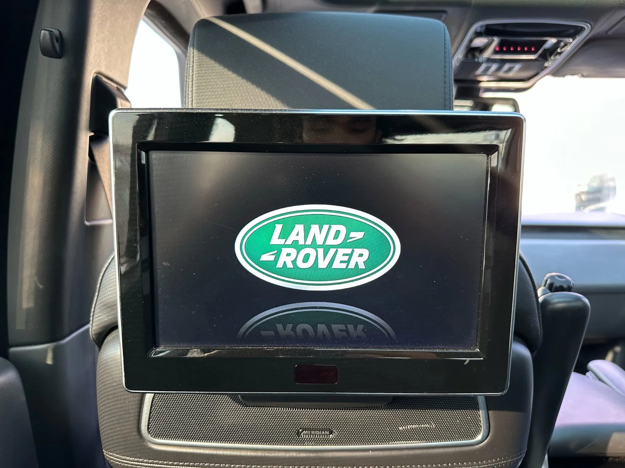 Used 2015 Land Rover Range Rover Long Wheelbase Autobiography image 22