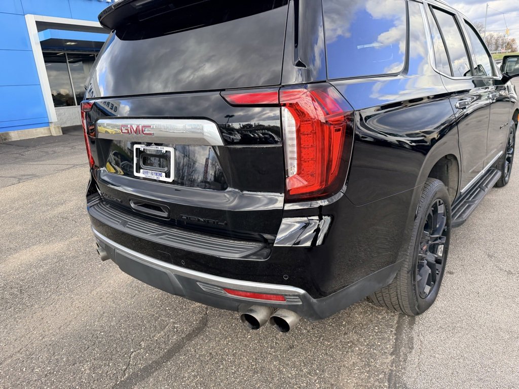 Used 2023 GMC Yukon Denali image 7