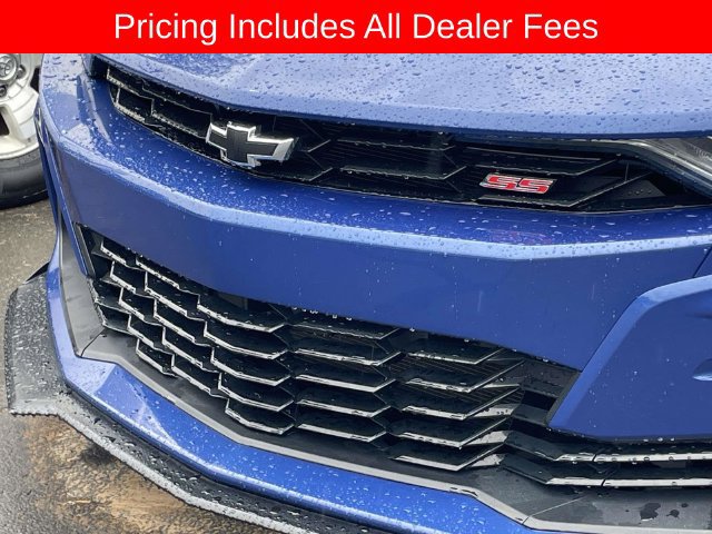 Used 2021 Chevrolet Camaro SS RWD image 3