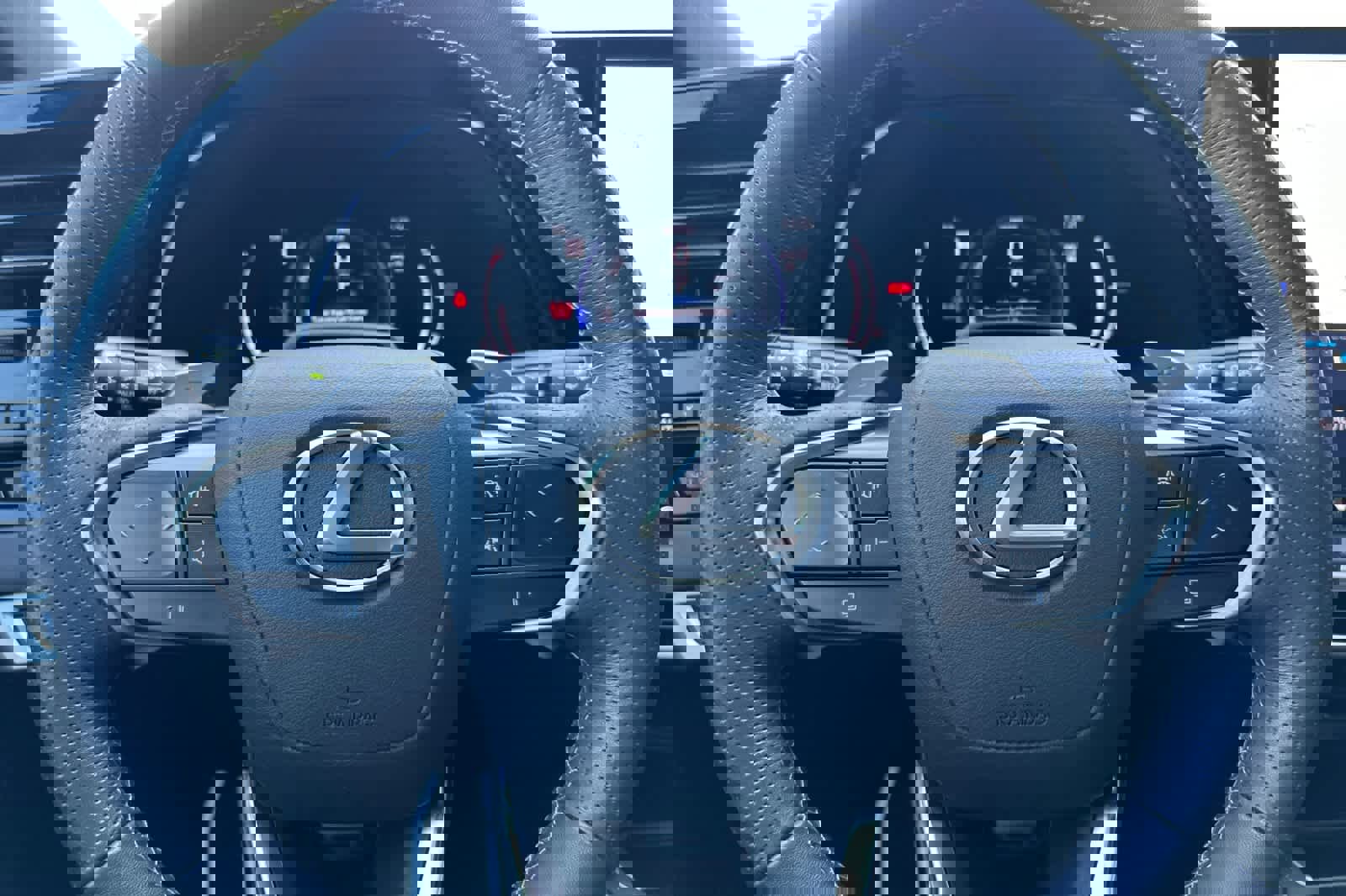 Used 2024 Lexus RX 500h F Sport w/ Convenience Package image 27