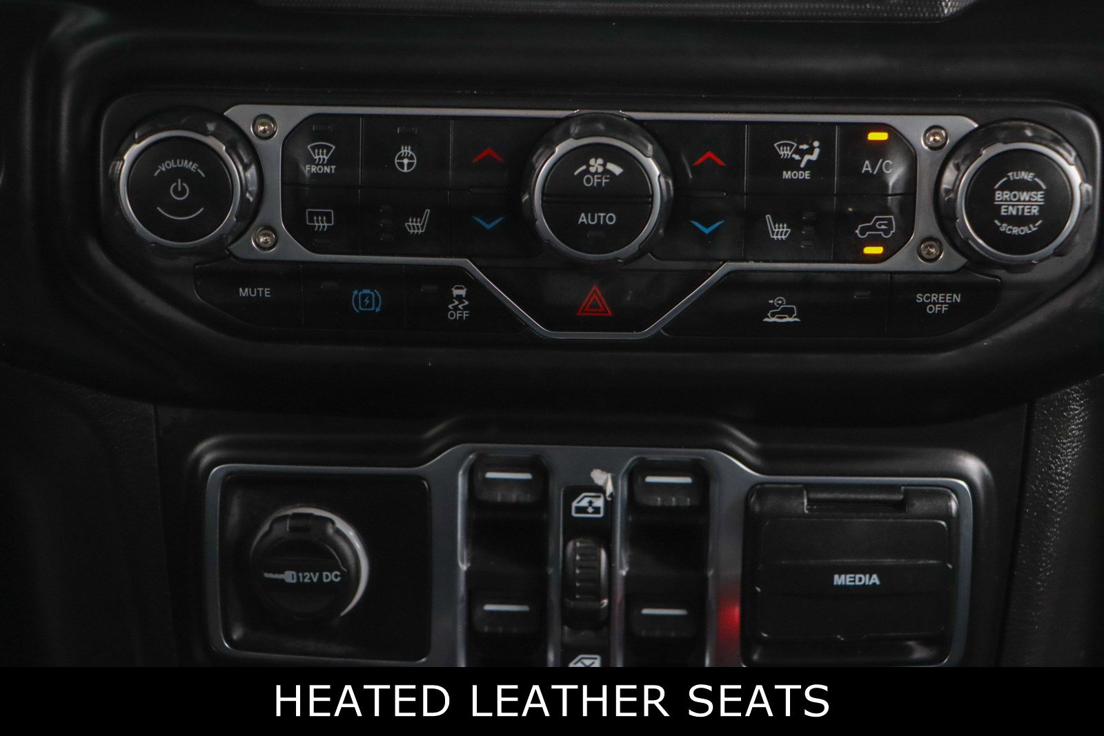 Used 2022 Jeep Wrangler Unlimited Sahara w/ Cold Weather Group image 22