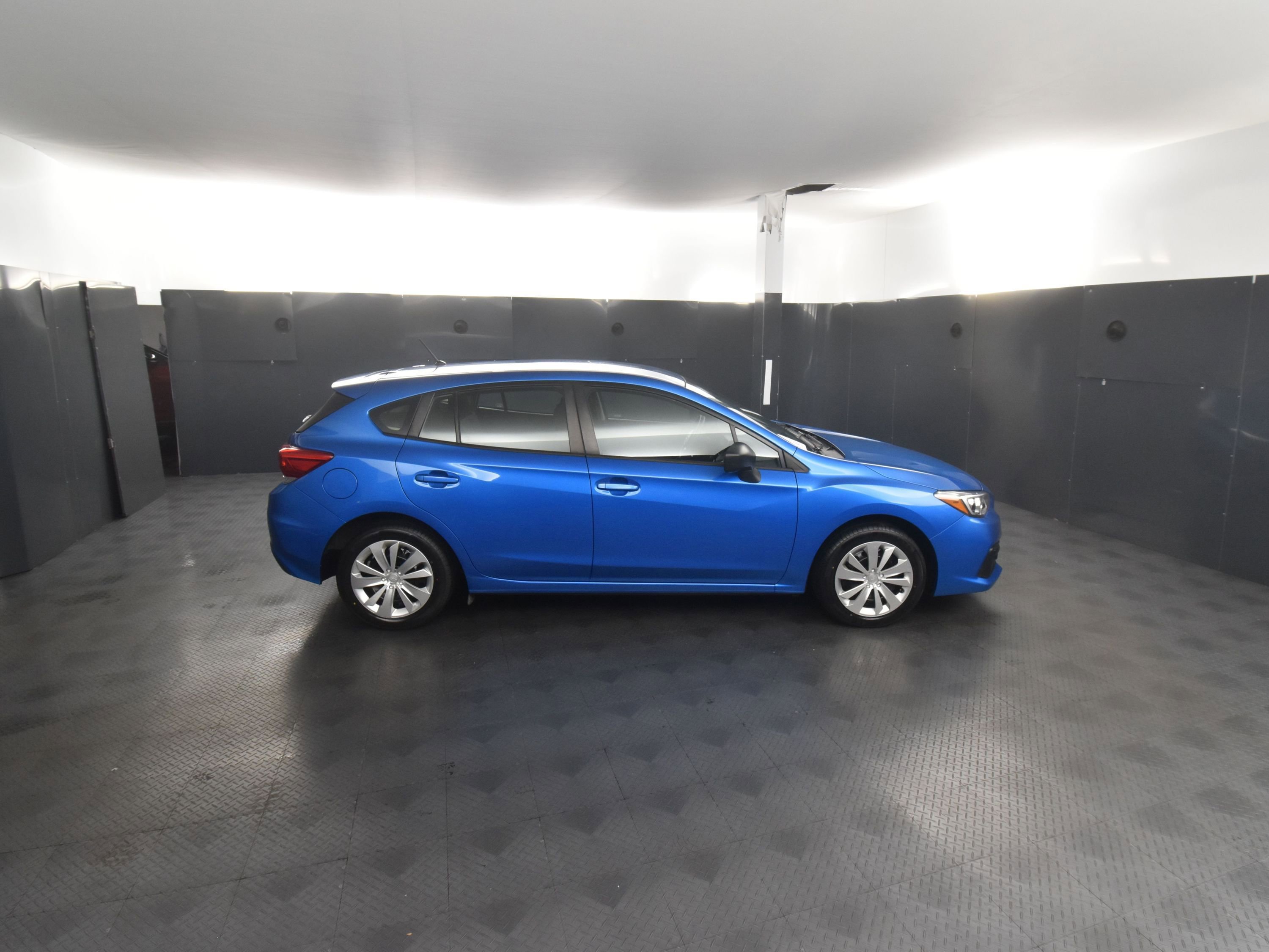 Used 2023 Subaru Impreza 2.0i image 4