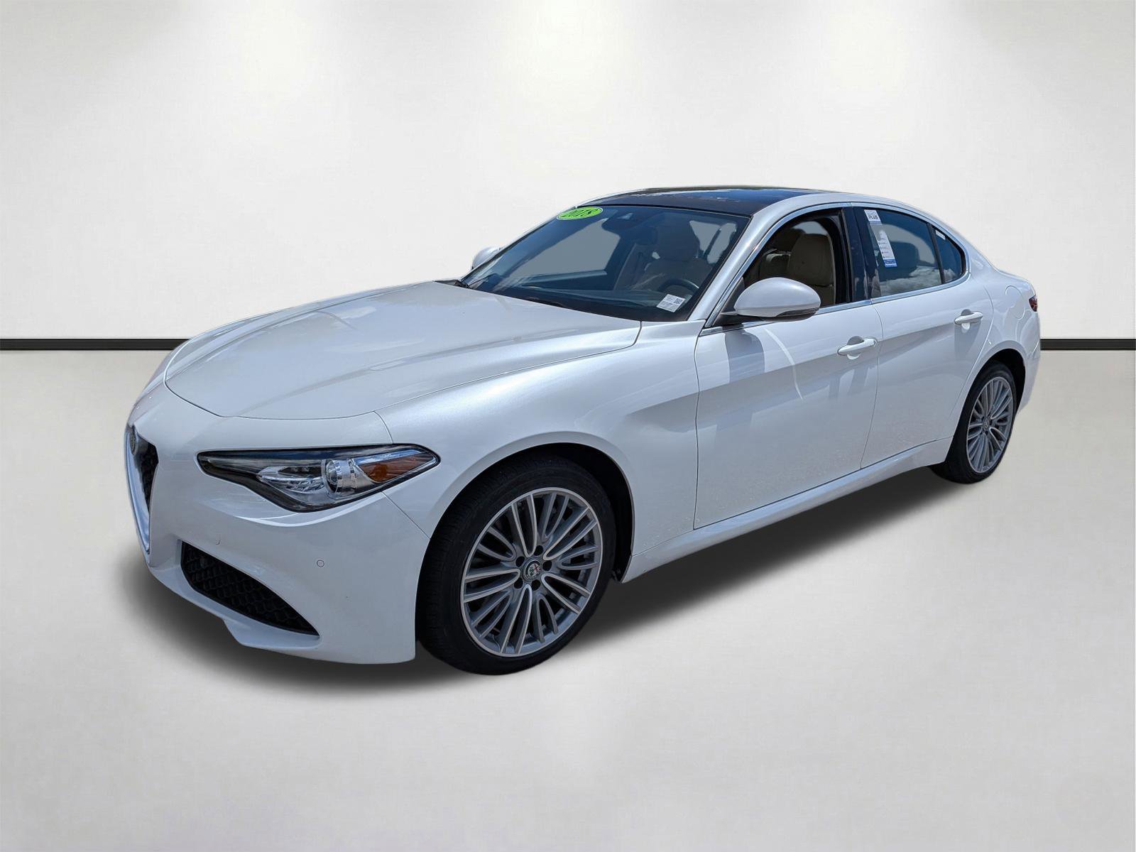 Used 2018 Alfa Romeo Giulia Ti w/ Quick Order Package 22X Lusso image 8