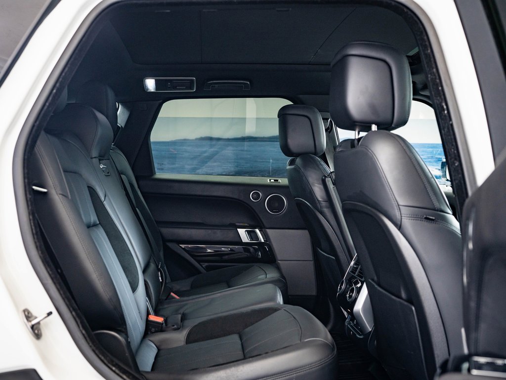 Used 2022 Land Rover Range Rover Sport HST image 41