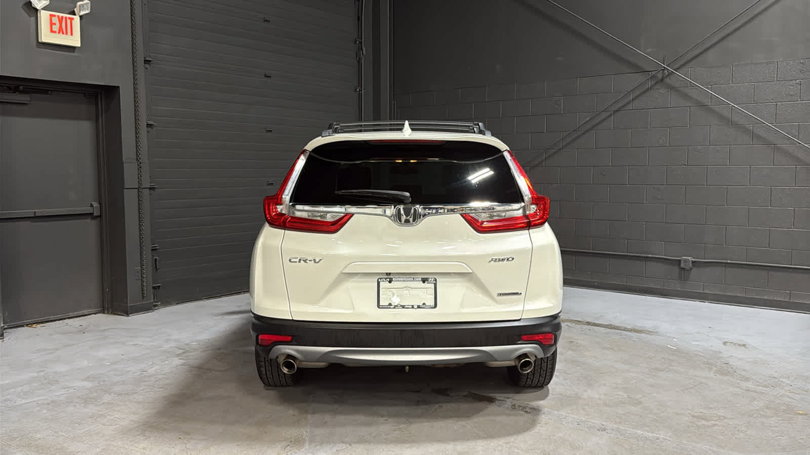 Used 2017 Honda CR-V Touring image 5