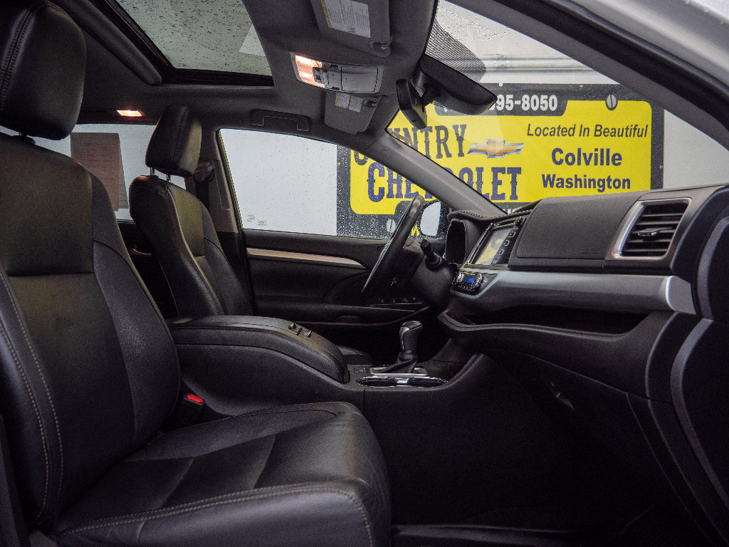 Used 2017 Toyota Highlander XLE image 20