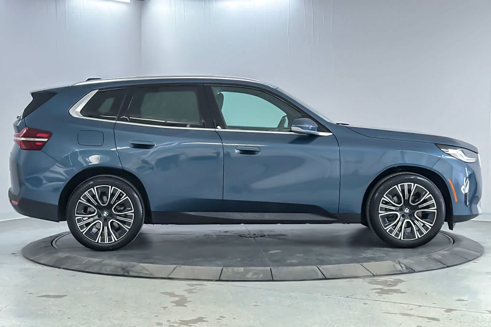 Used 2026 BMW X3 xDrive30i w/ Convenience Package AWD/4WD image 8