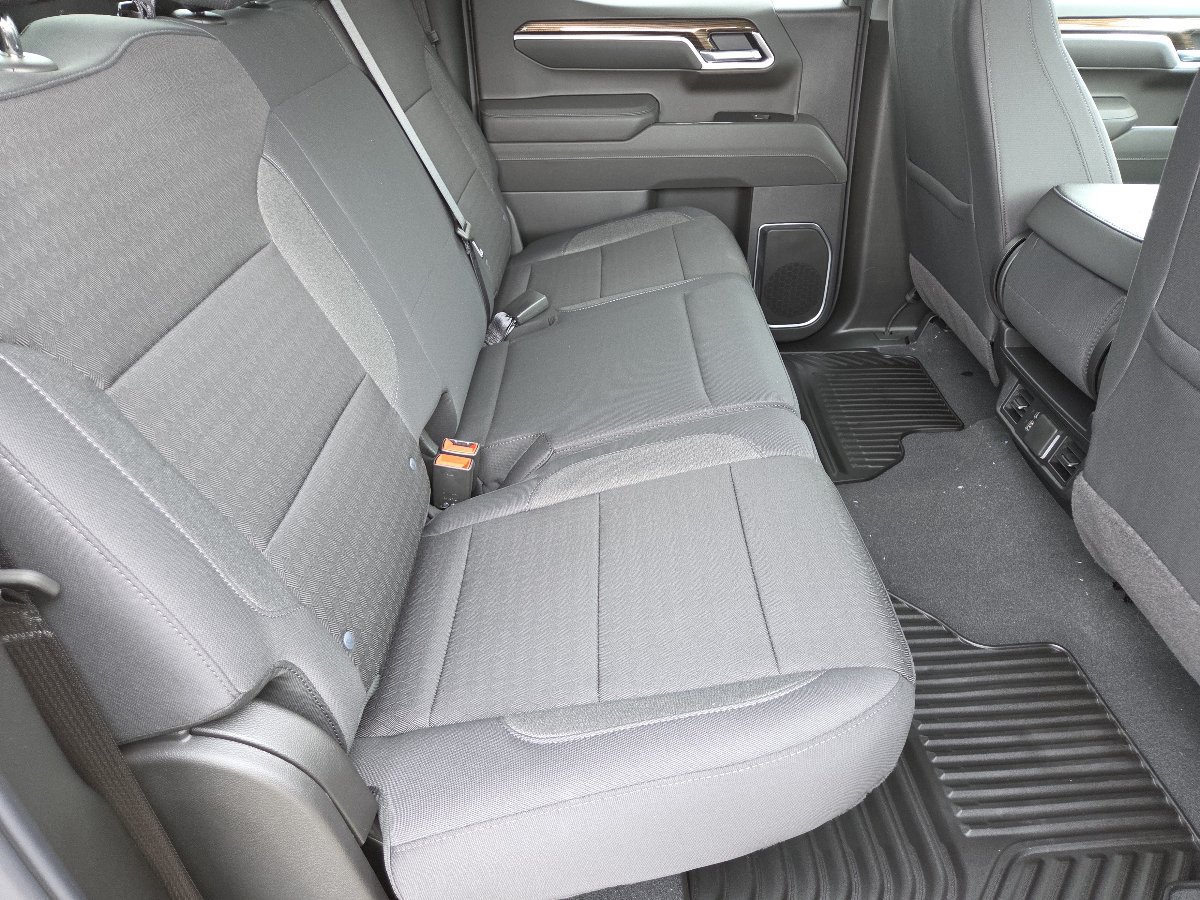New 2026 Chevrolet Silverado 1500 LT AWD/4WD image 23