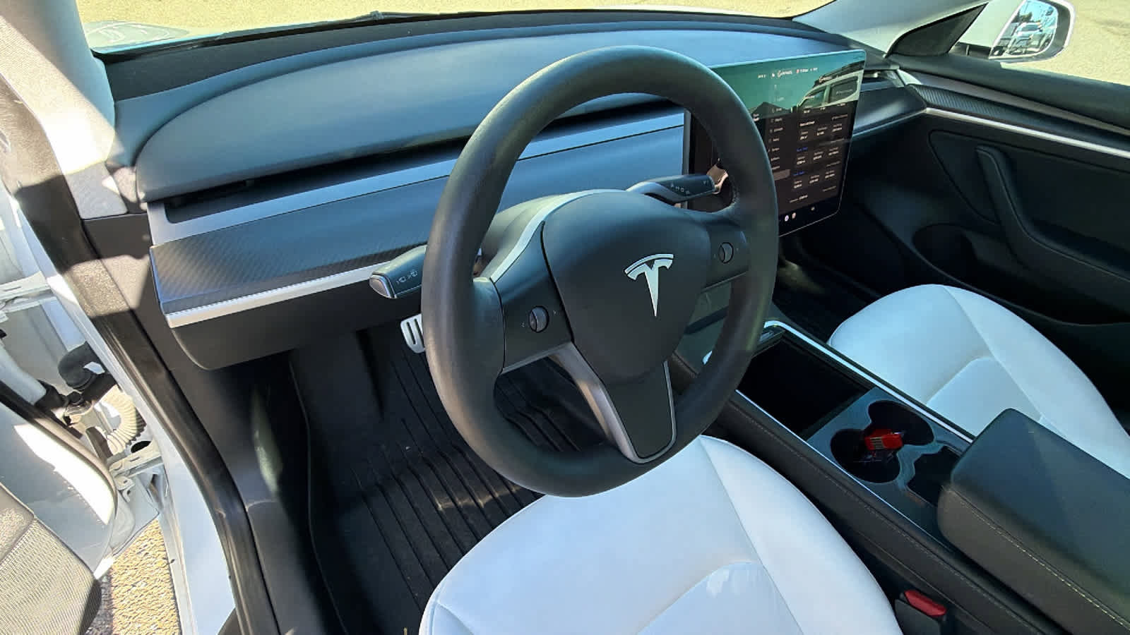 Used 2023 Tesla Model 3 Performance image 10