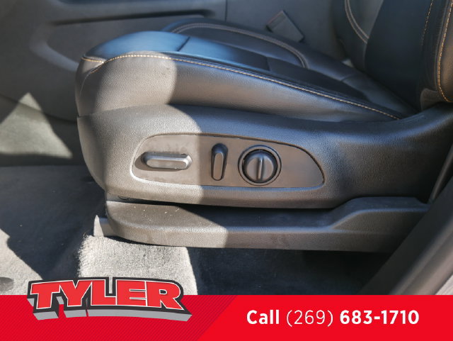 Used 2021 Chevrolet Traverse LT AWD/4WD image 20