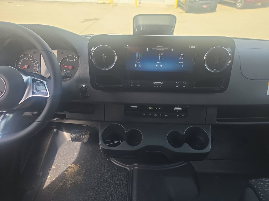 New 2026 Mercedes-Benz Sprinter 2500 image 17