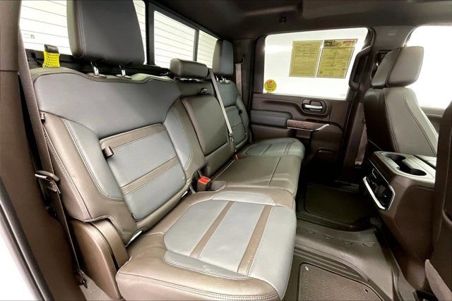 Used 2023 GMC Sierra 2500 Denali w/ Denali Ultimate Package image 18
