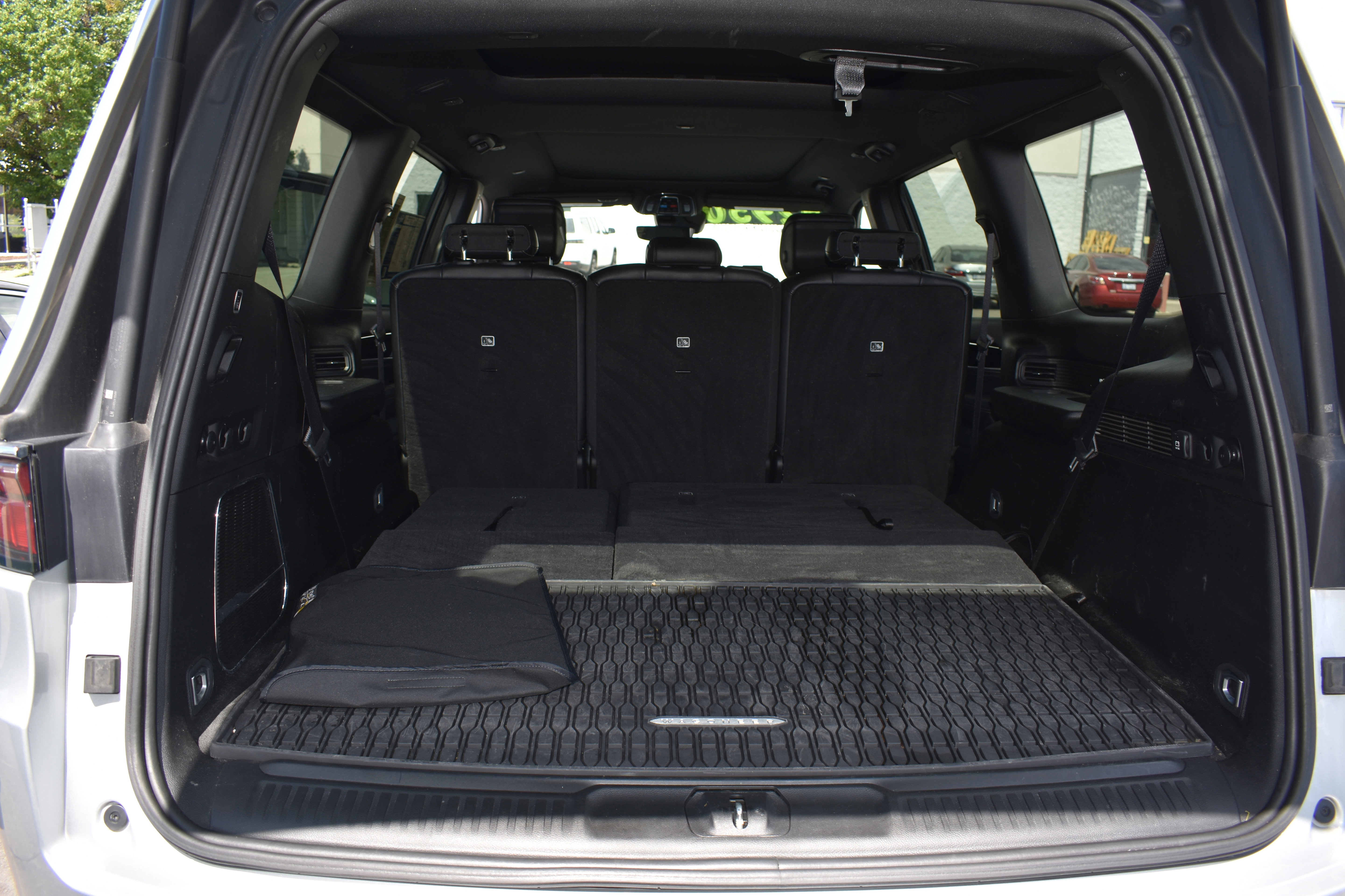 Used 2024 Jeep Wagoneer 4WD w/ Premium Group I image 38