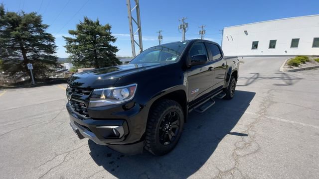 Used 2022 Chevrolet Colorado Z71 w/ Z71 Midnight Edition AWD/4WD image 5
