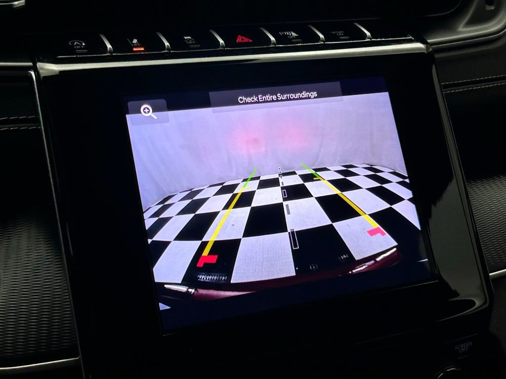 Used 2024 Jeep Grand Cherokee Laredo X w/ Trailer Tow Package image 18