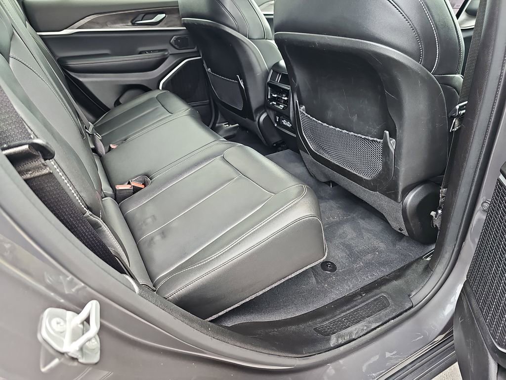 Used 2022 Jeep Grand Cherokee Limited 4xe w/ MOPAR Finishing Package image 14