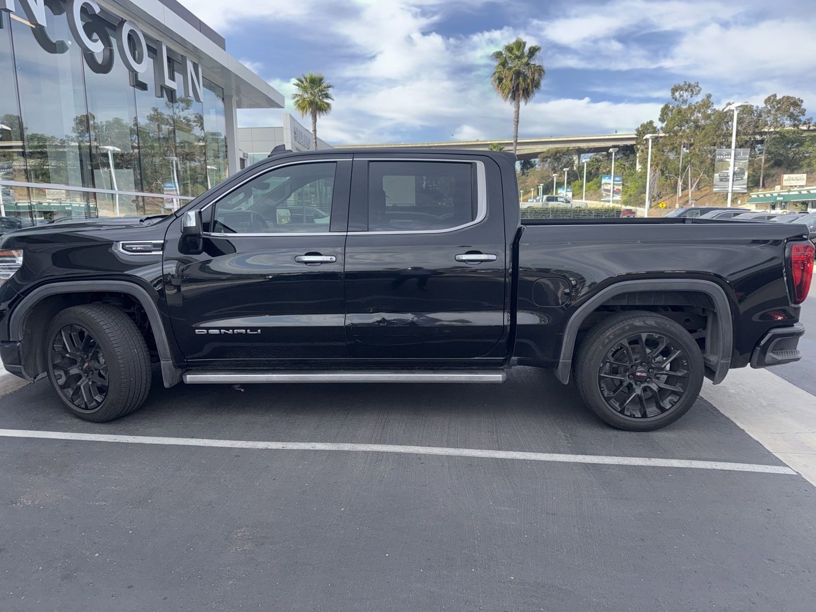 Used 2023 GMC Sierra 1500 Denali w/ Denali Reserve Package image 18