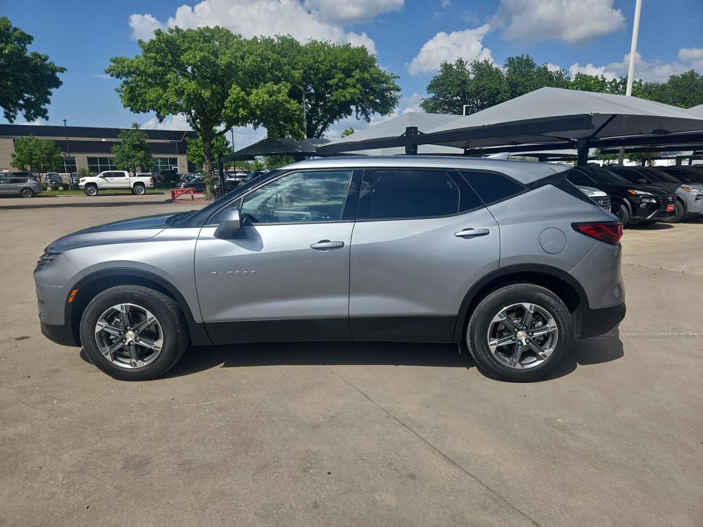 Used 2025 Chevrolet Blazer LT AWD/4WD video 2