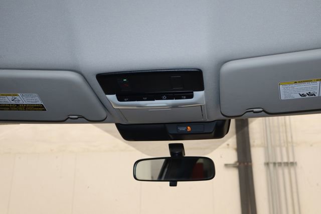 Used 2022 Mitsubishi Outlander SE AWD/4WD image 29