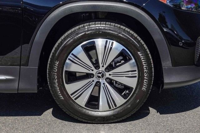 Used 2024 Mercedes-Benz EQB 300 4MATIC image 8