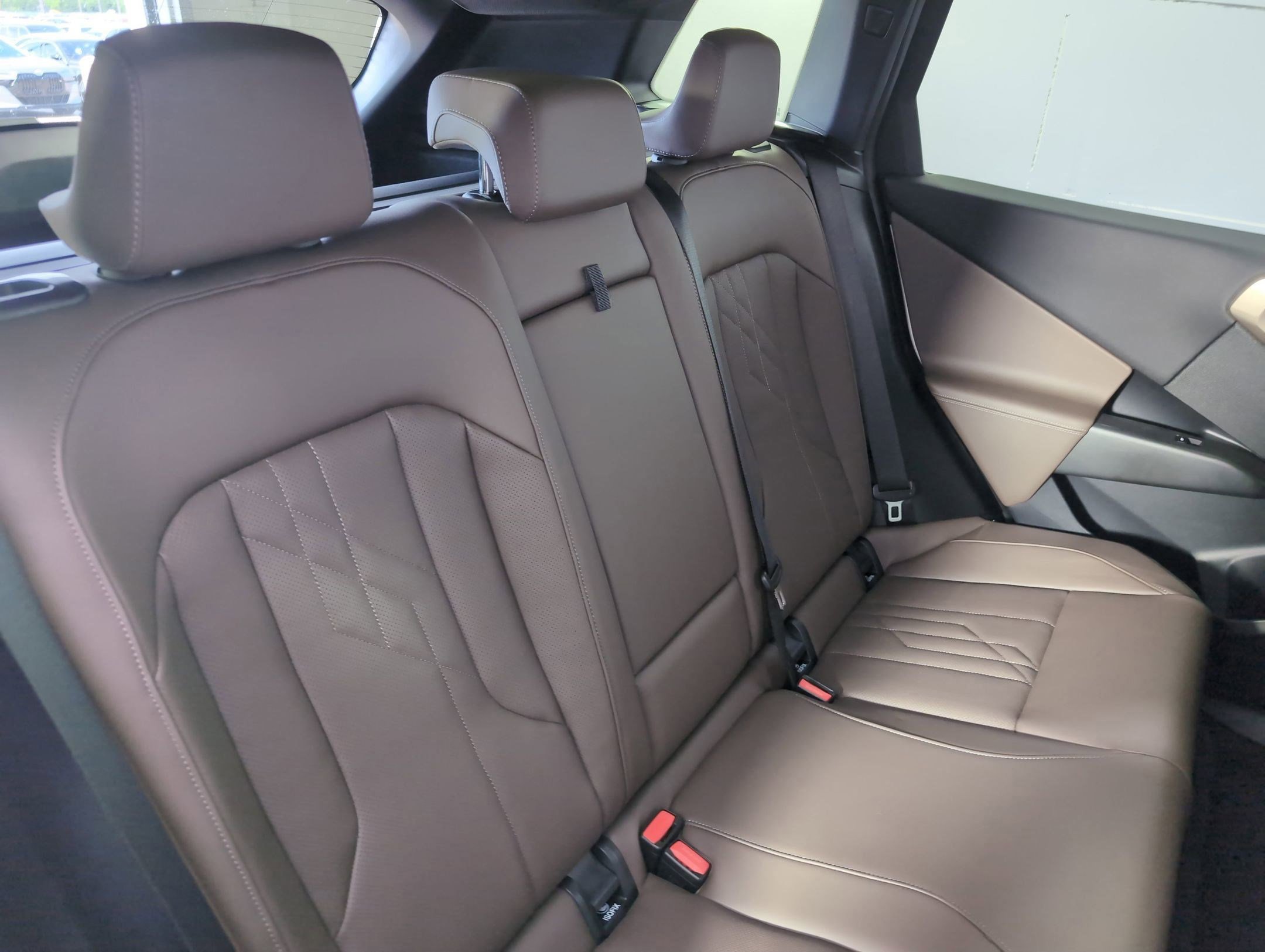 Used 2025 BMW X3 xDrive30i w/ Premium Package image 29