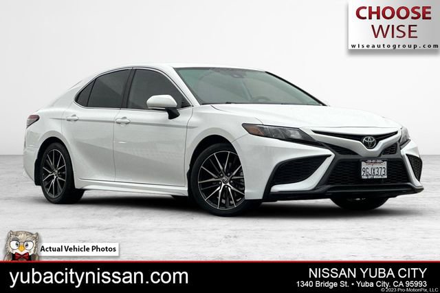 Used 2023 Toyota Camry SE