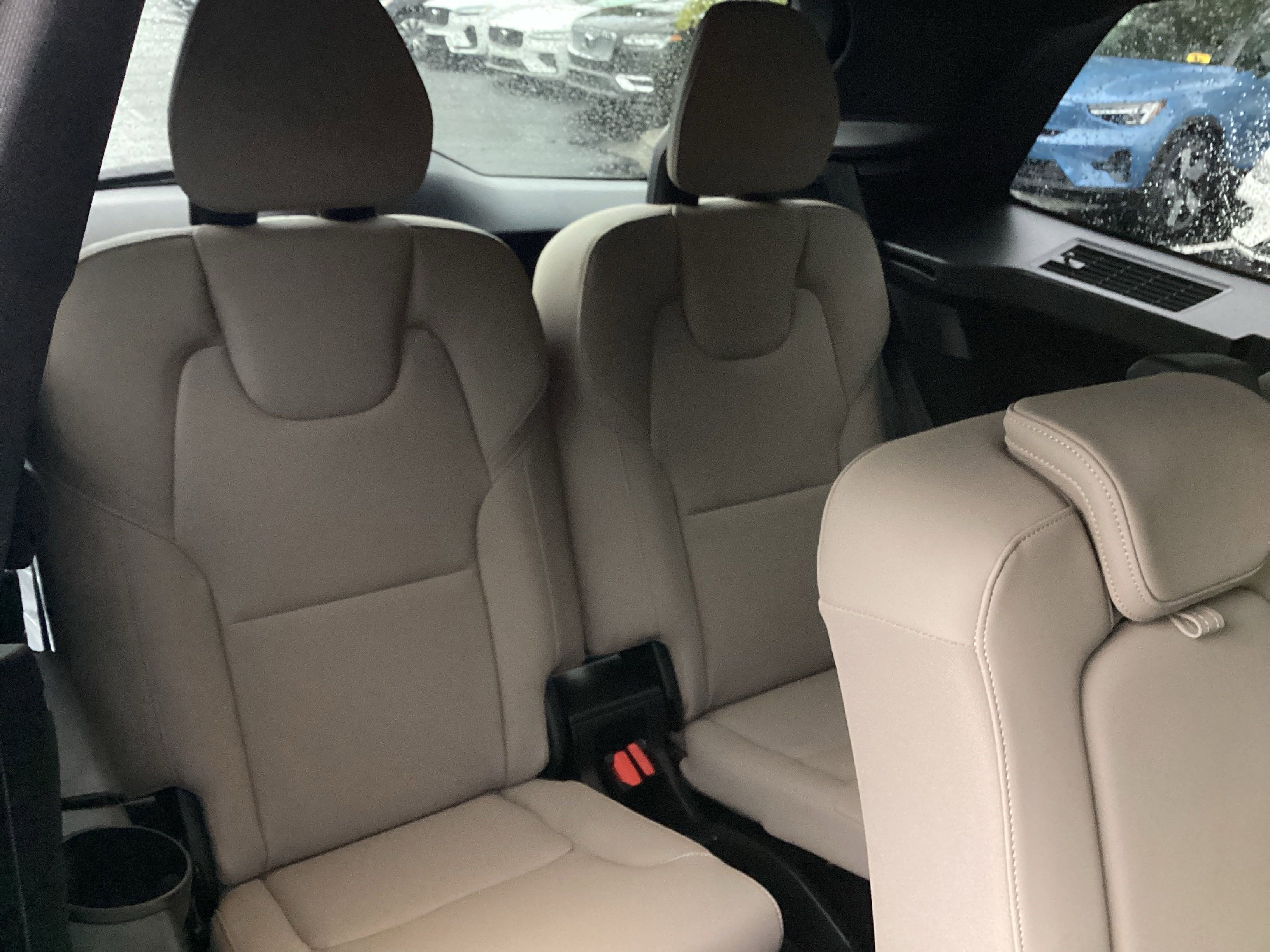 Used 2026 Volvo XC90 B6 Plus w/ Protection Package Premier AWD/4WD image 34