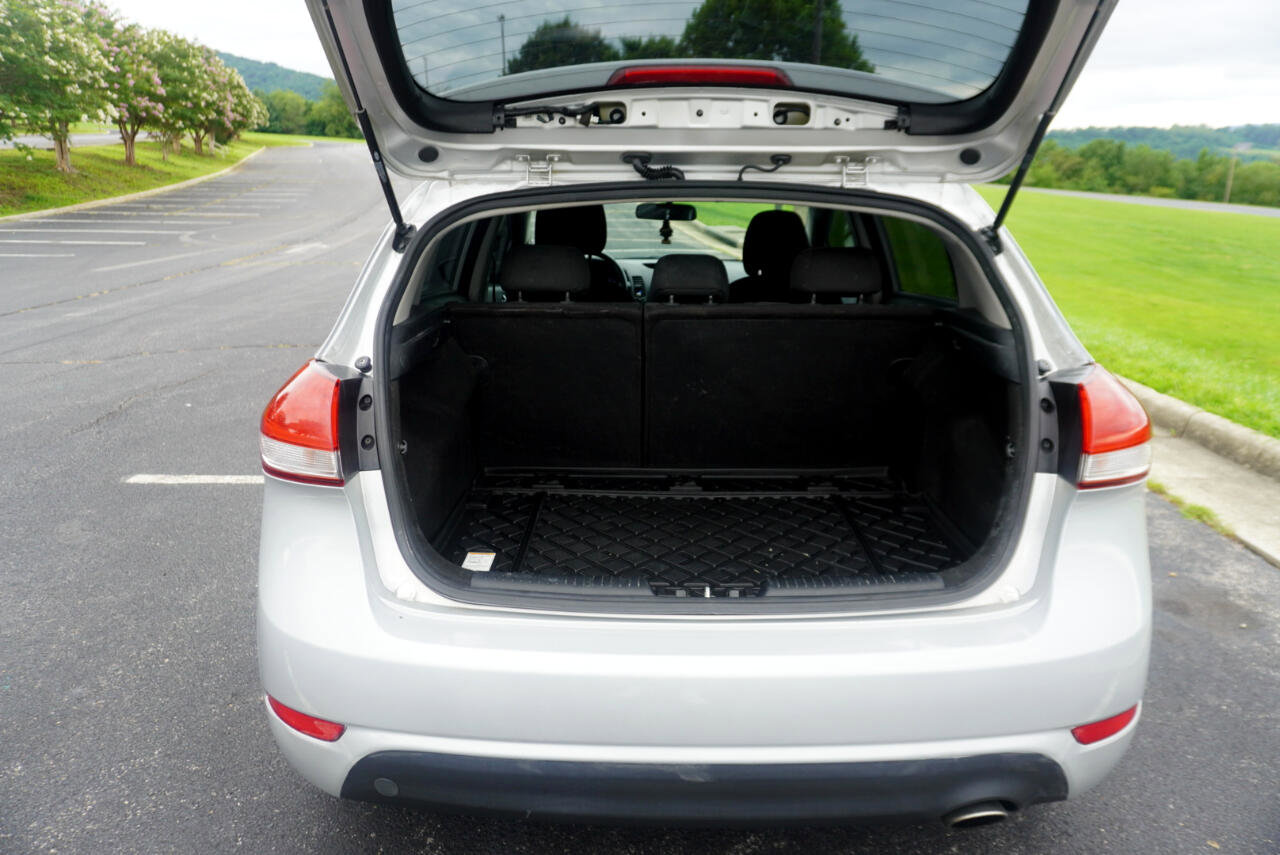 Used 2014 Kia Forte EX image 33
