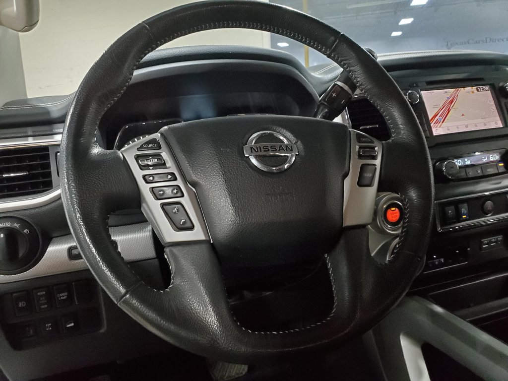 Used 2019 Nissan Titan PRO-4X AWD/4WD image 24