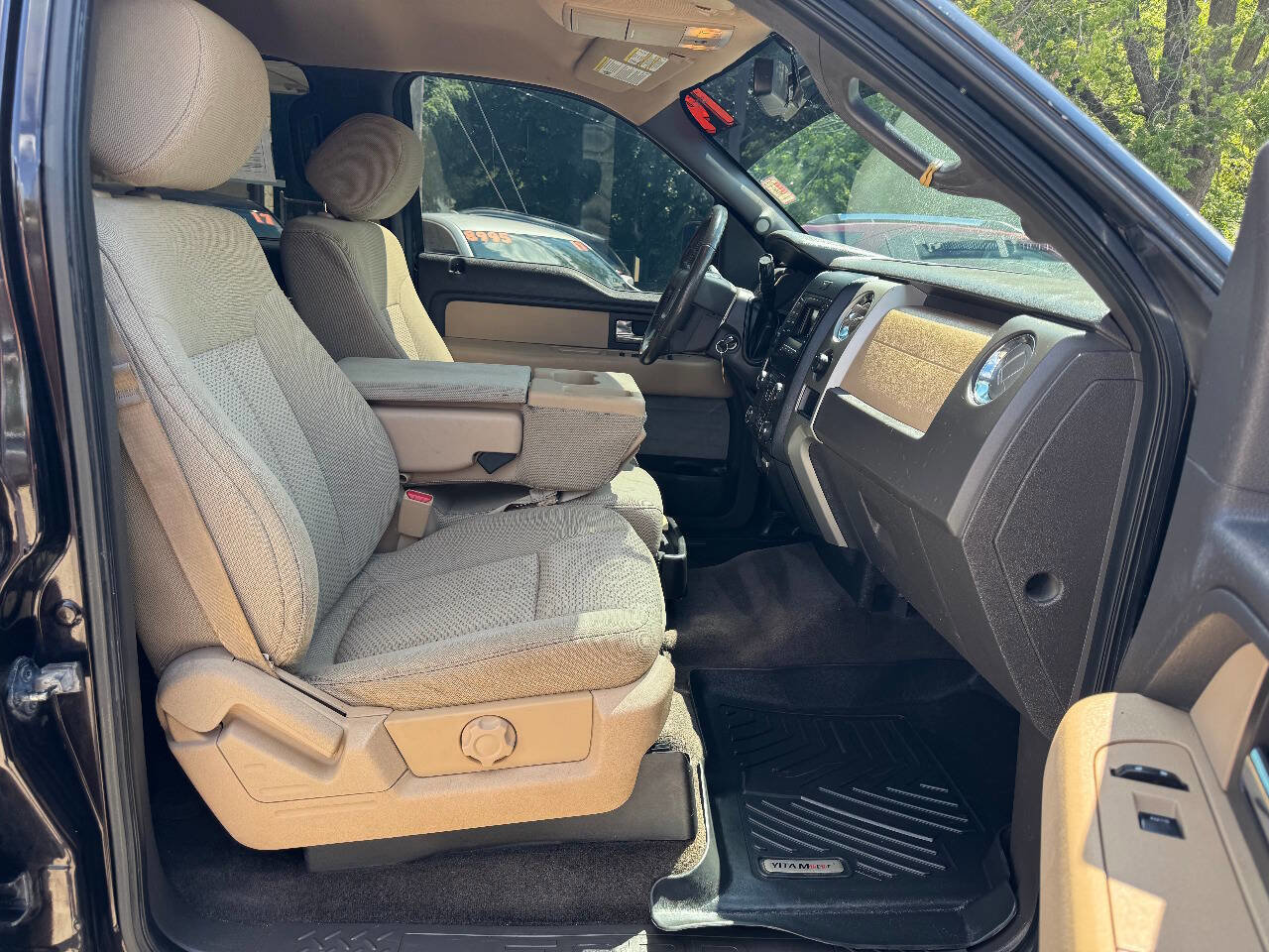 Used 2014 Ford F150 XLT w/ Equipment Group 302A Luxury image 11