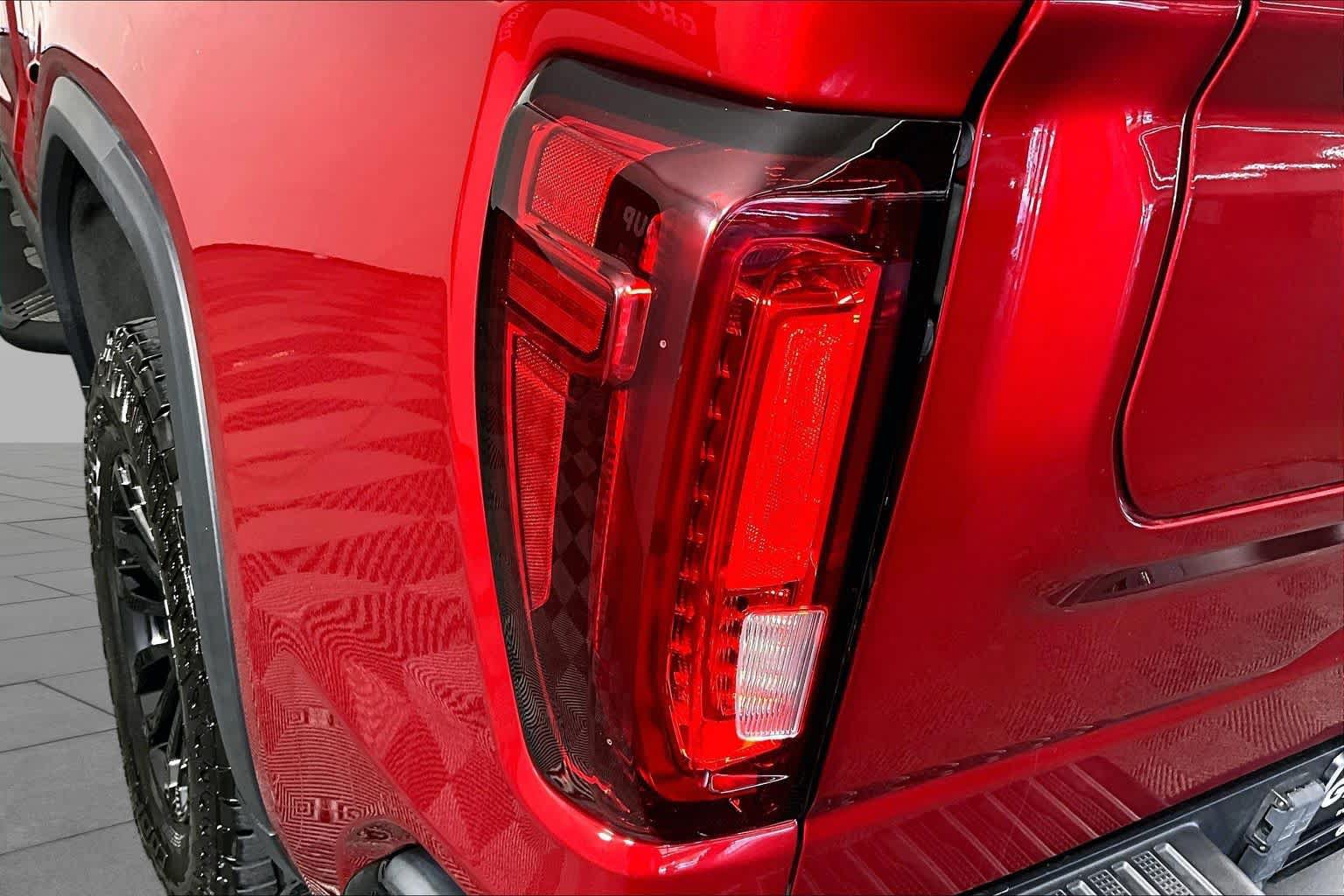 Used 2023 GMC Sierra 1500 AT4X AWD/4WD image 28