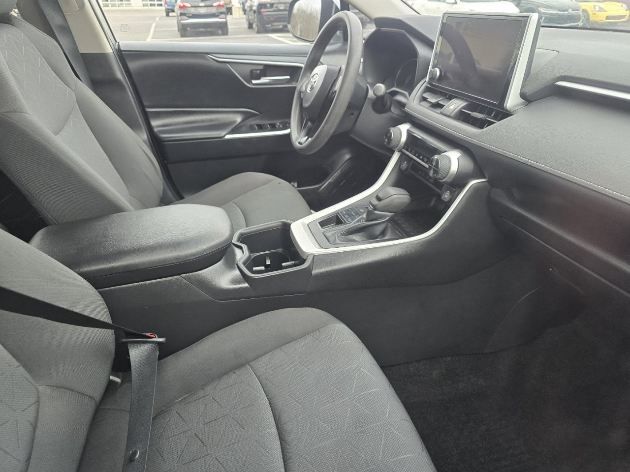 Used 2023 Toyota RAV4 XLE image 13